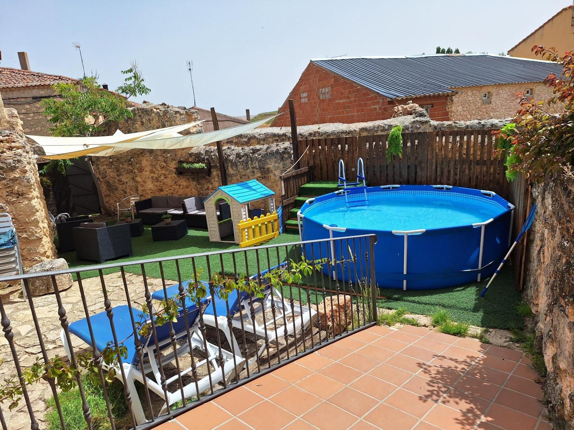 La Hacendera Entre Hoces - 20-28Pax-10 Hab Con Banos En Suite Maderuelo Exterior foto